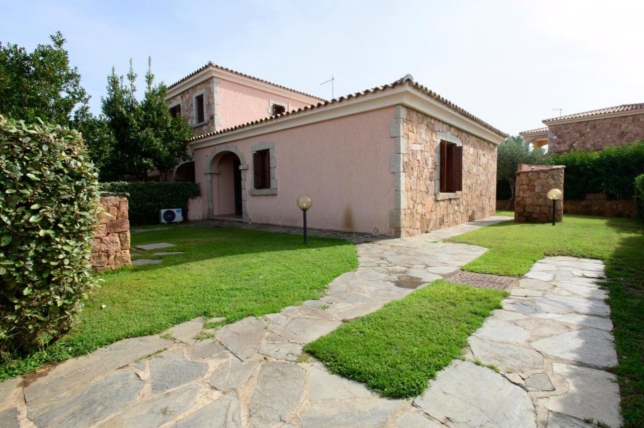 Ville Del Mar San Teodoro  Kültér fotó
