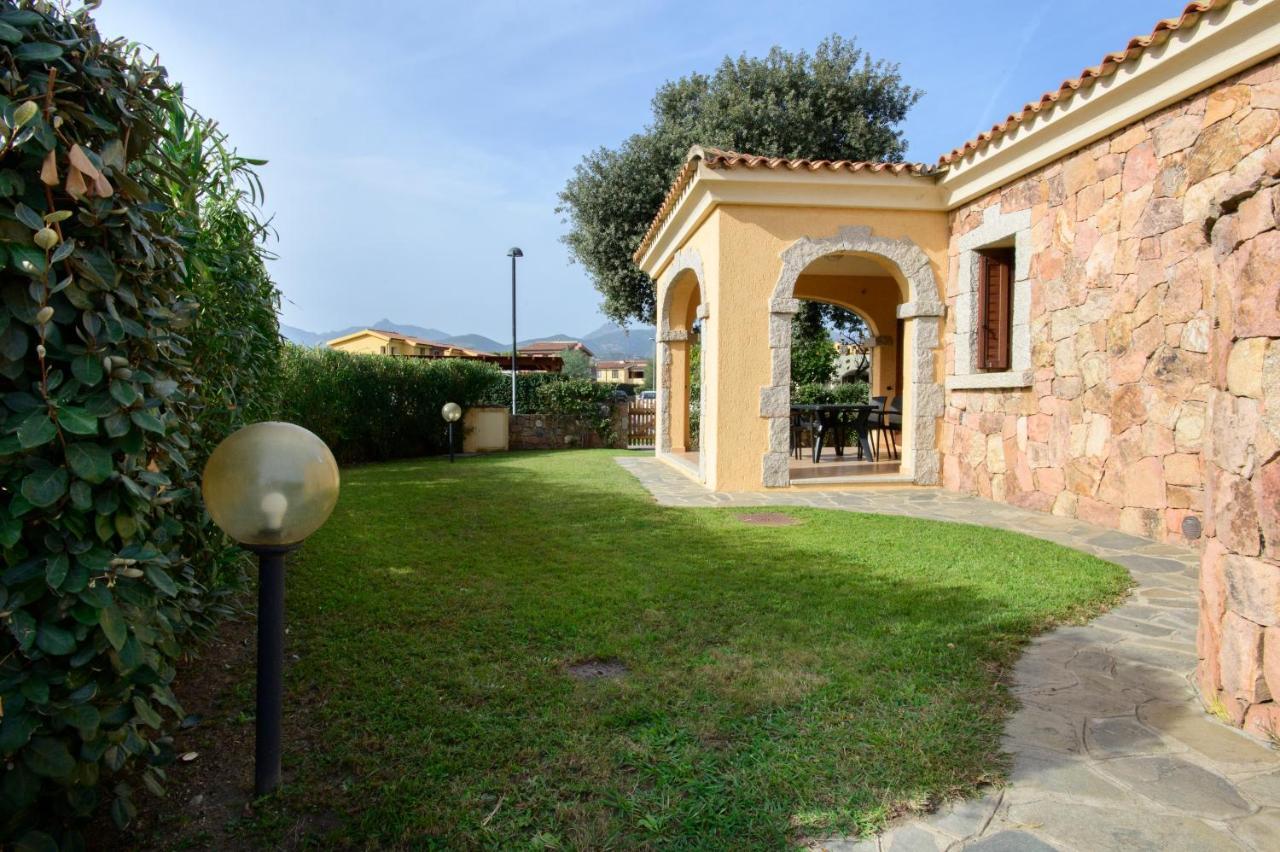 Ville Del Mar San Teodoro  Kültér fotó