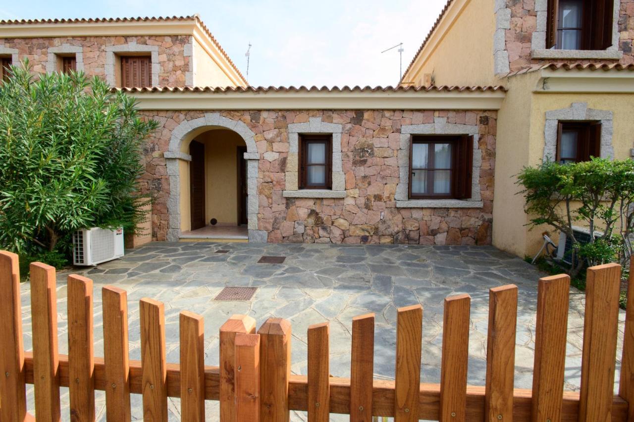 Ville Del Mar San Teodoro  Kültér fotó