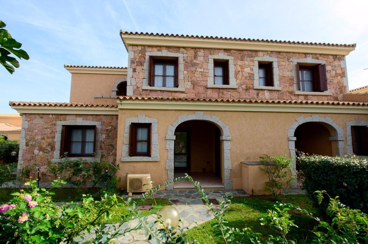 Ville Del Mar San Teodoro  Kültér fotó