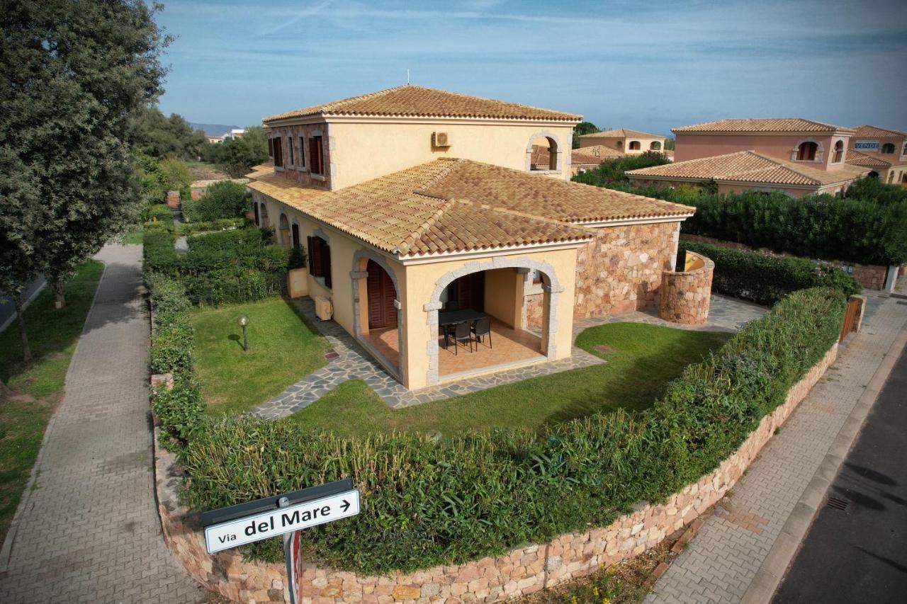 Ville Del Mar San Teodoro  Kültér fotó