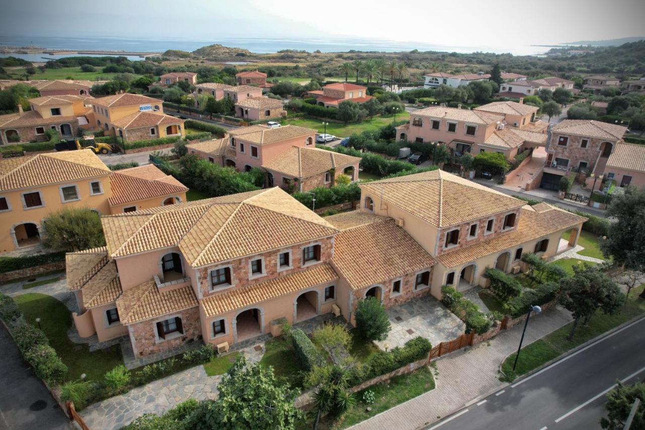 Ville Del Mar San Teodoro  Kültér fotó